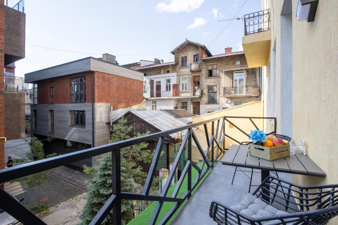 Alfa Apartments Kulisha 40 Львов Экстерьер фото